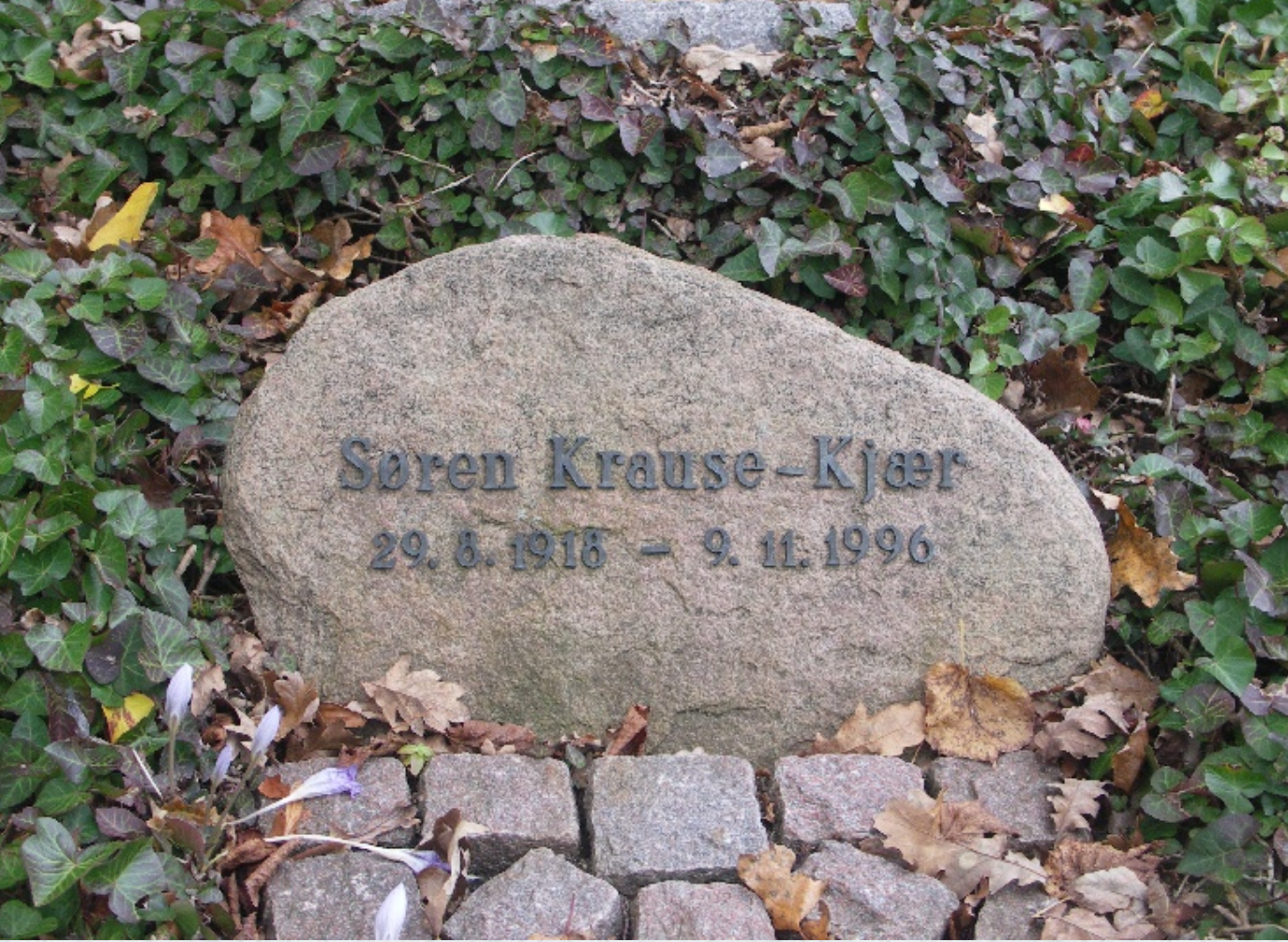 Søren Krause-Kjær 1918-1996 - Egå Kirkegaard.