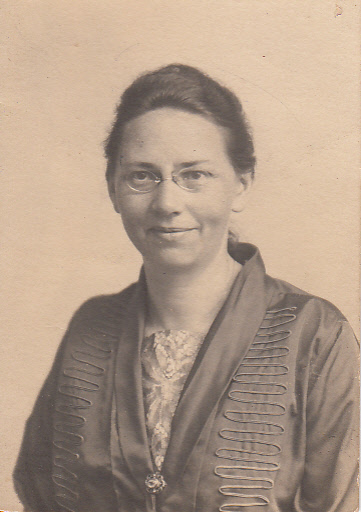 Dagny Elisabeth Straarup. 