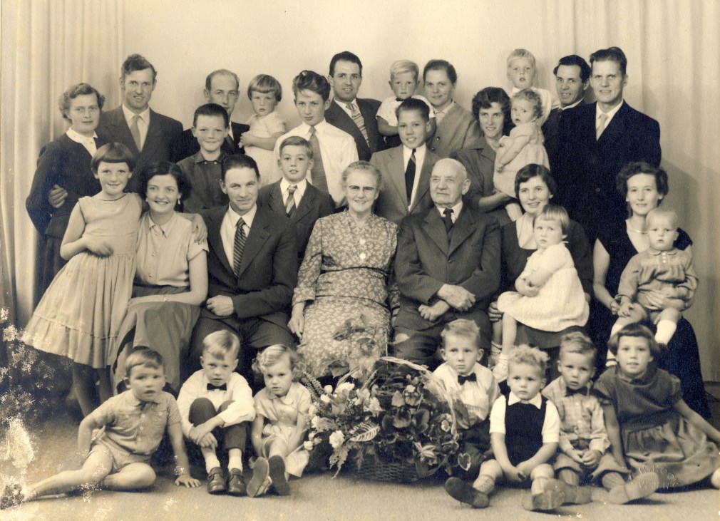 Familiebillede fra Frydensborg 1957. 